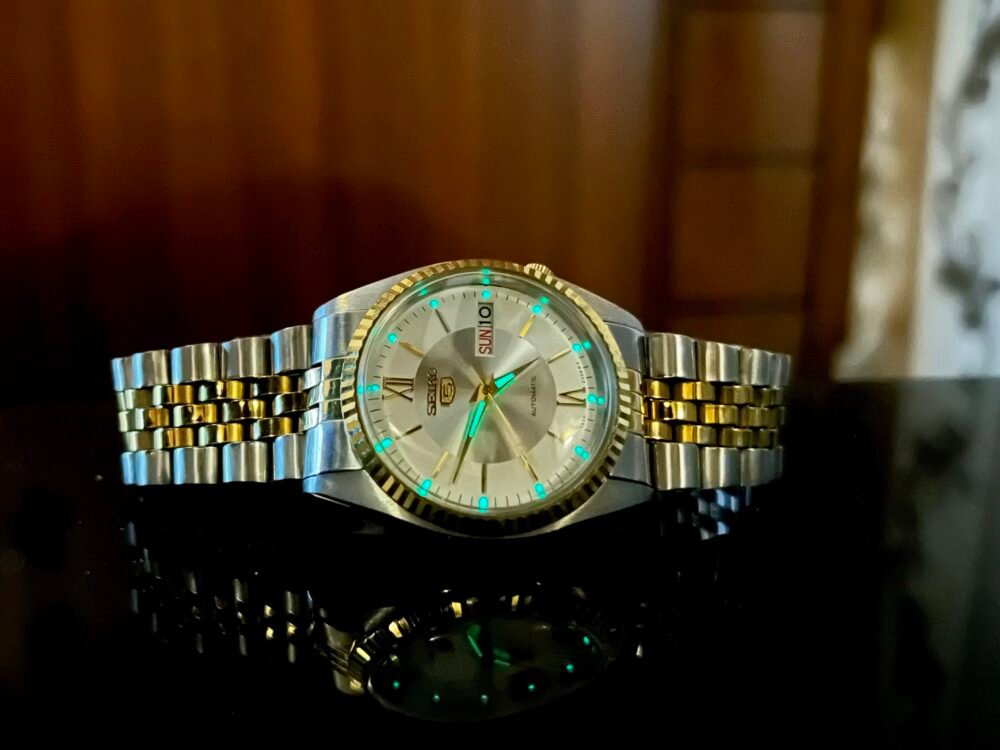 Seiko 5 Japan Dual Tone Dome Glass Fluted Bezel – photo 4