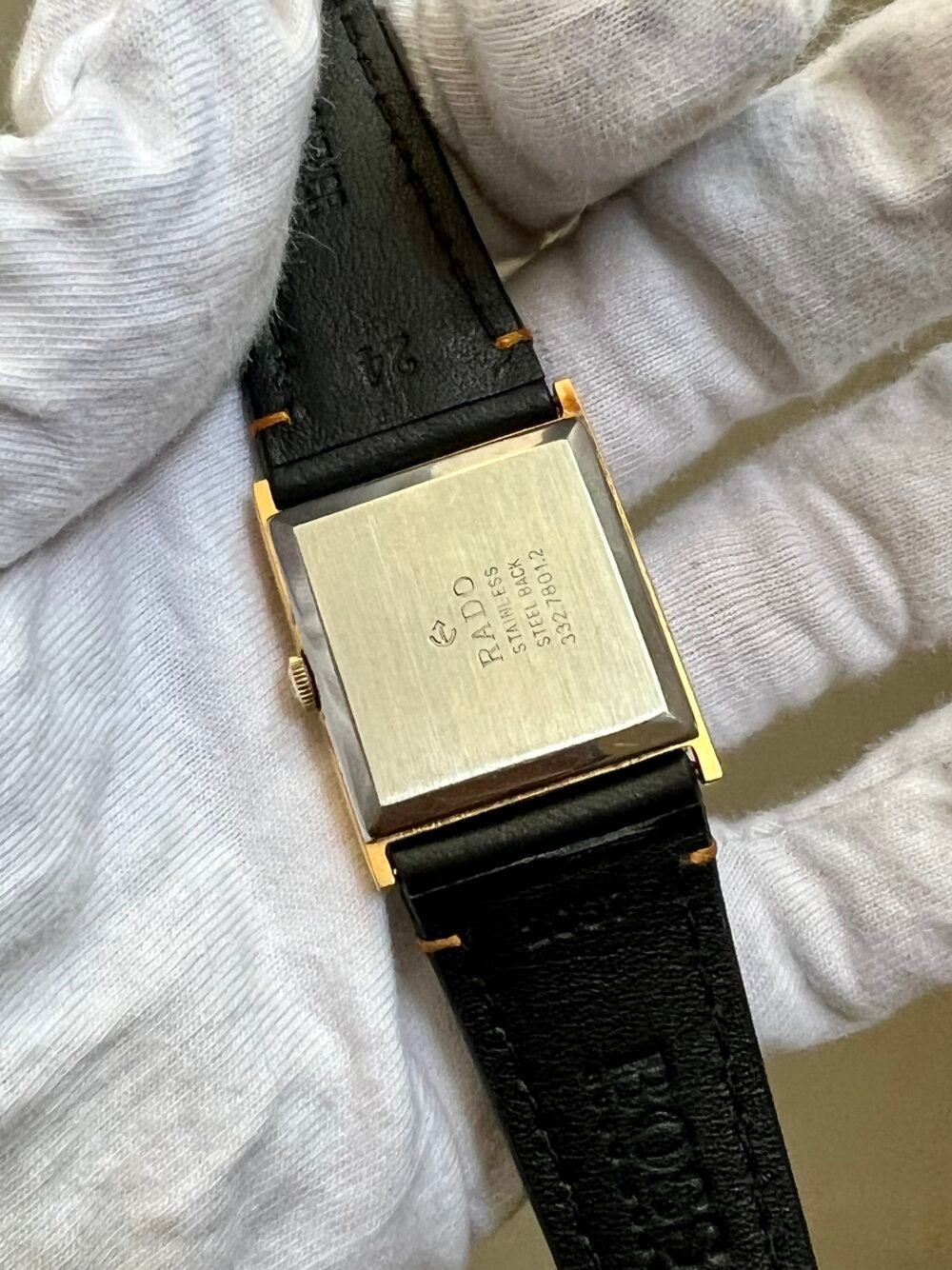 RADO Vintage Swiss Square 1.5gm Gold – photo 4
