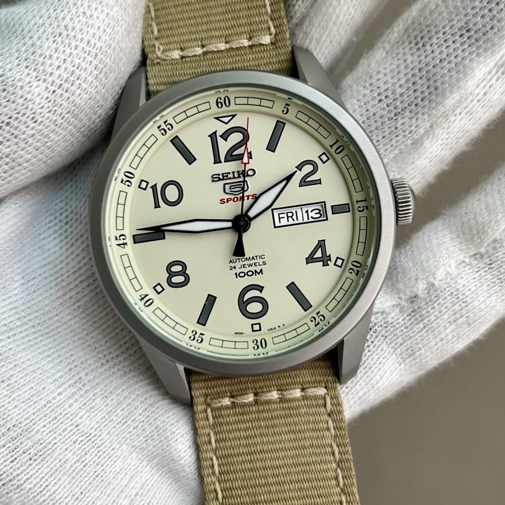 SEIKO 5 Sports Japan Euro Edition SRP635K1