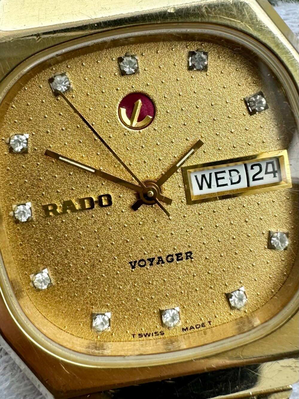 RADO Voyager Gold Diamond Dial Day-Date Gold Plated Automatic Swiss Unisex – photo 2