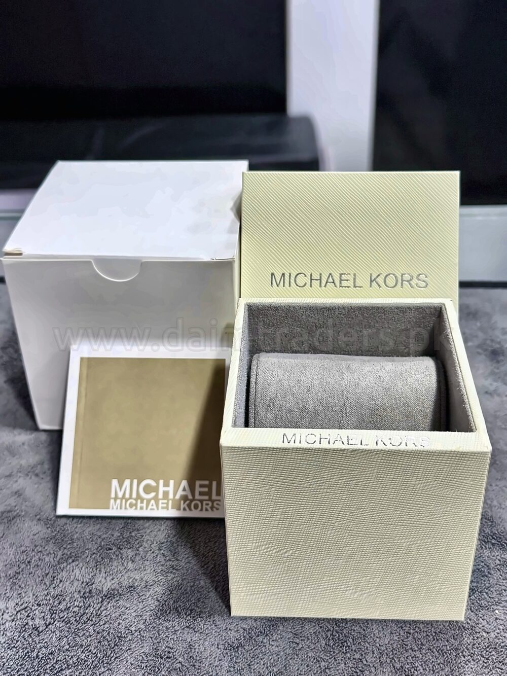 Michael Kors Mini Bradshaw MK5798 Champagne Dial Gold-Tone 36mm Chronograph Quartz Ladies – photo 4