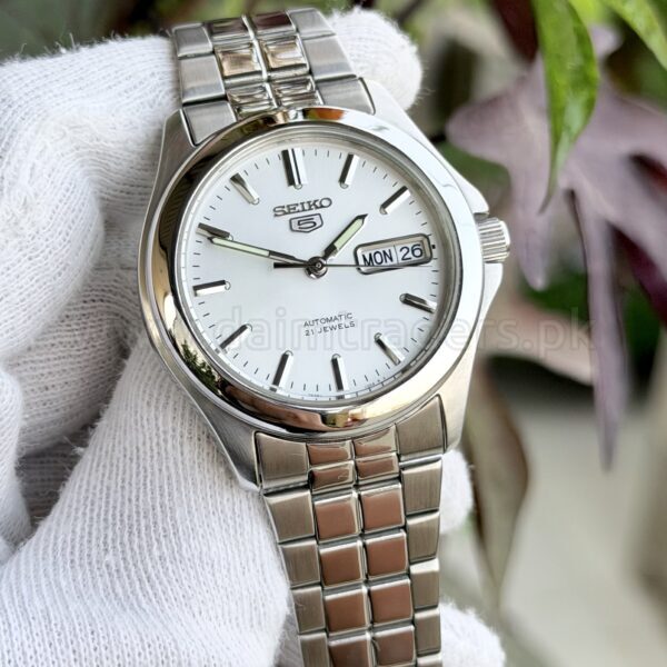 SEIKO 5 SNKK87 Silver Dial Day-Date Steel Automatic Japan Mens